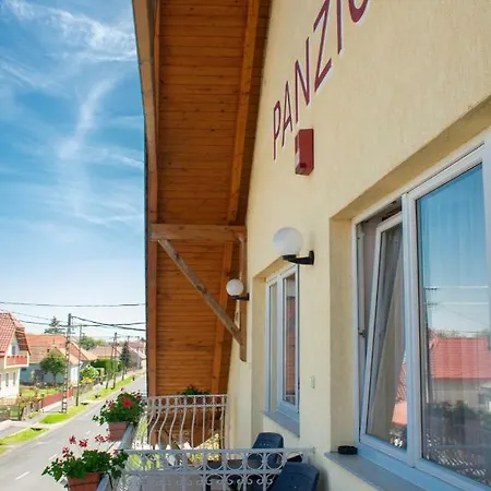Guest house Betli Panzio
